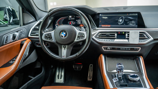BMW X6 M50i